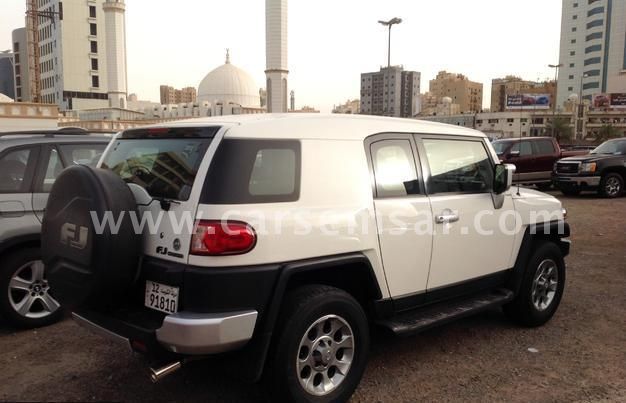 2012 Toyota FJ Cruiser 4x4 for sale in Kuwait - New and used cars for ...