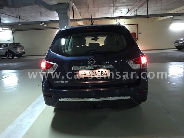 2014 Nissan Pathfinder 3.5 for sale in Qatar - New and used cars for