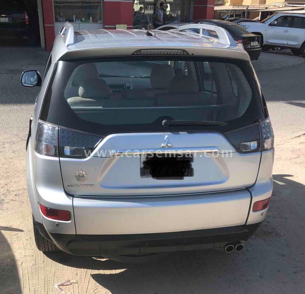 2009 Mitsubishi Outlander XLS 4WD for sale in Kuwait New and used