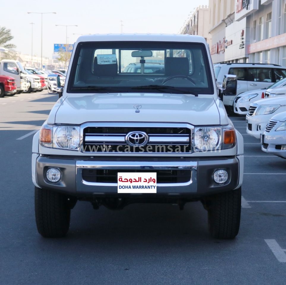 2019 Toyota Land Cruiser Pickup LX for sale in Qatar New 2019 Toyota Land Cruiser Pickup LX for sale in Qatar New