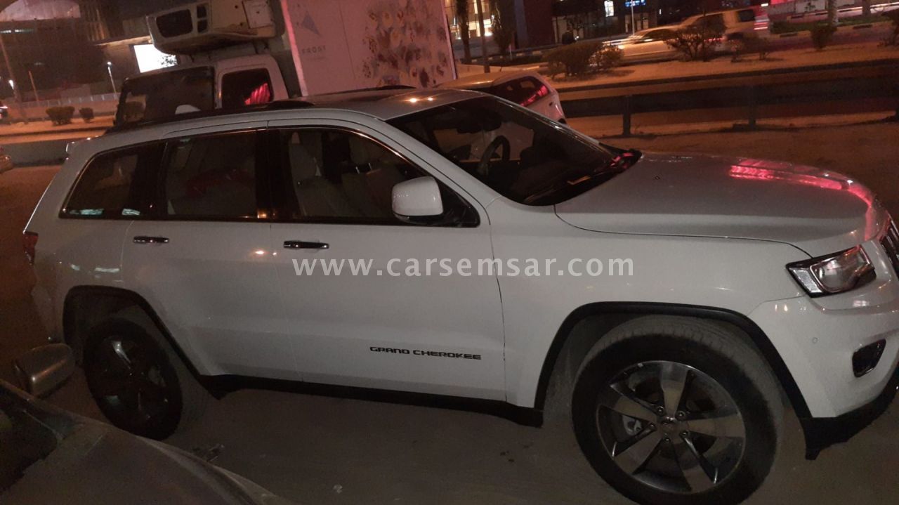 2015 Jeep Grand Cherokee 3.6 Limited 4x4 for sale in Kuwait New and