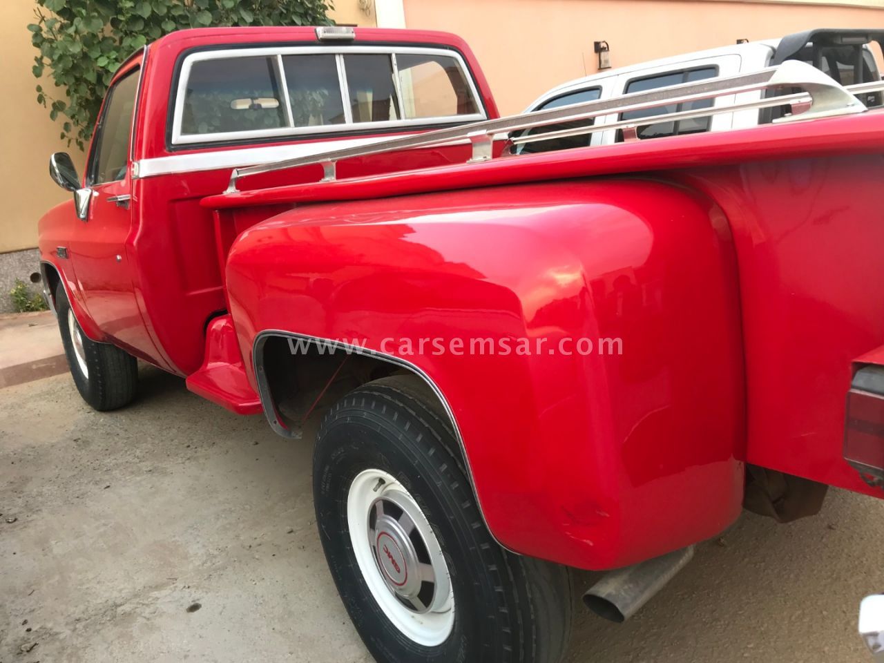 1981 GMC Pickup 3500 for sale in Saudi Arabia New and used cars for