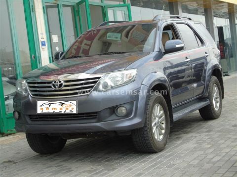 تويوتا فورتشنر 2013