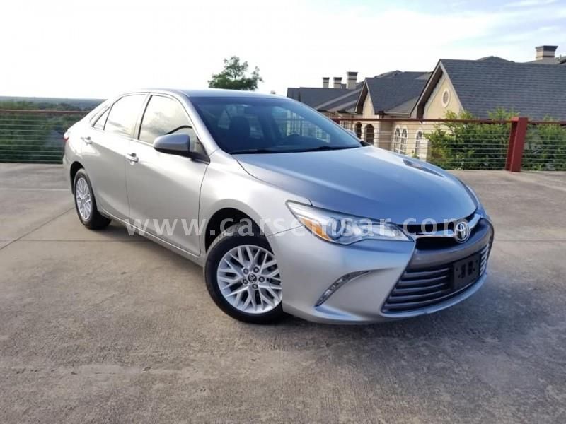 2016 Toyota Camry SE for sale in United Arab Emirates New and used