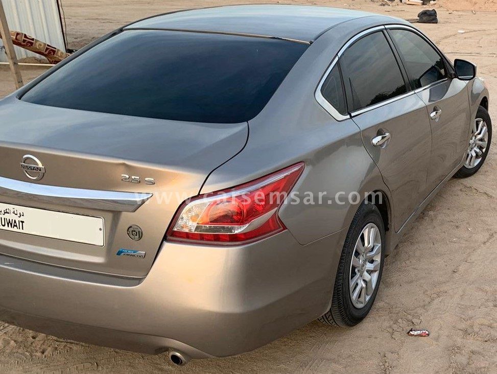 2013 Nissan Altima 2.5 S for sale in Kuwait New and used cars for