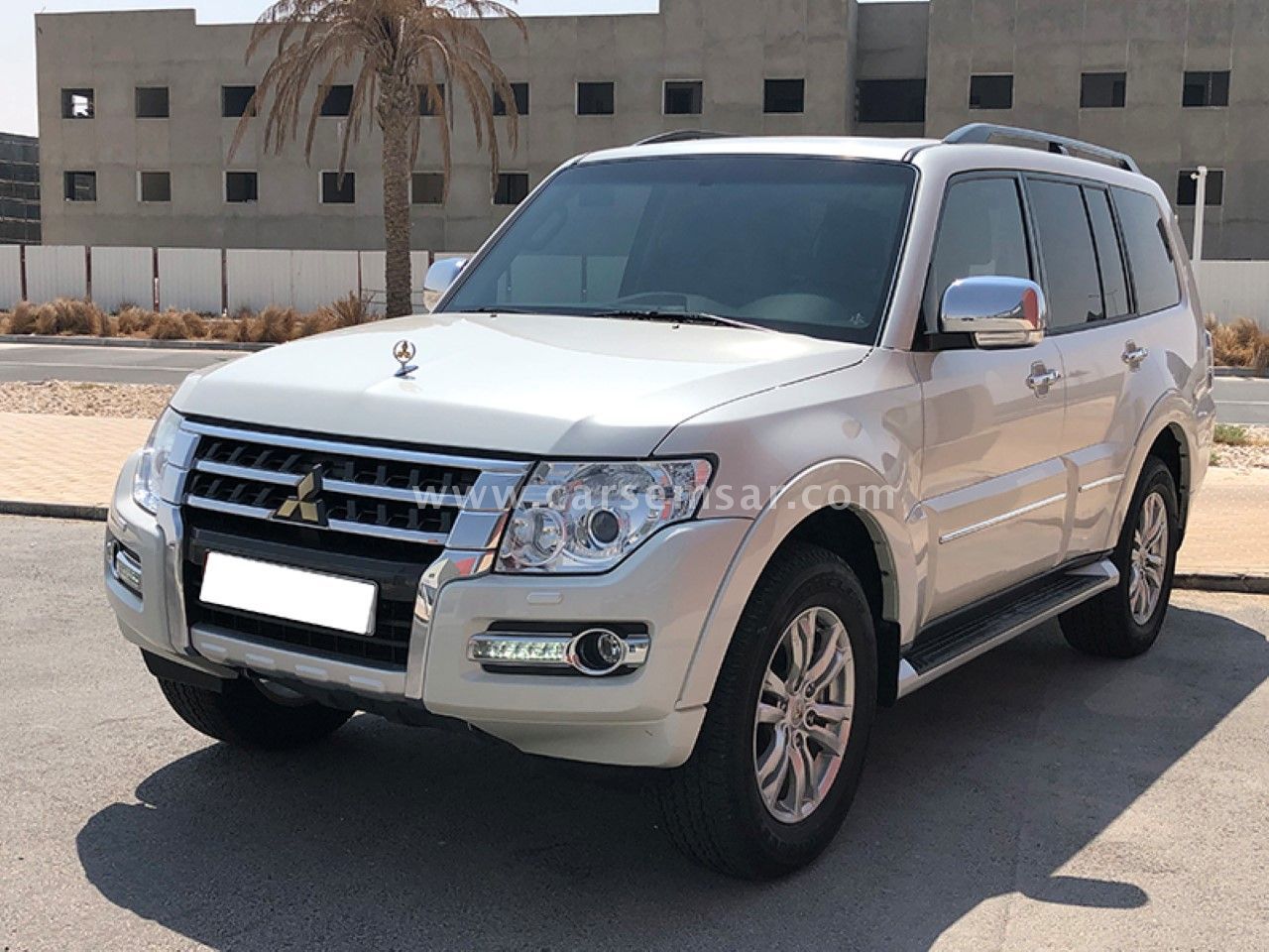 2019 Mitsubishi Pajero 3.8 GLS for sale in Qatar New and used cars
