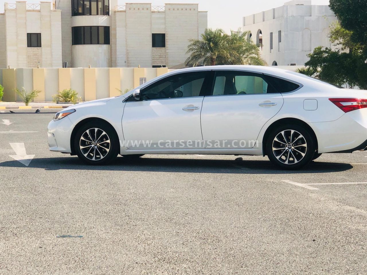 2017 Toyota Avalon XLE for sale in Qatar New and used cars for sale