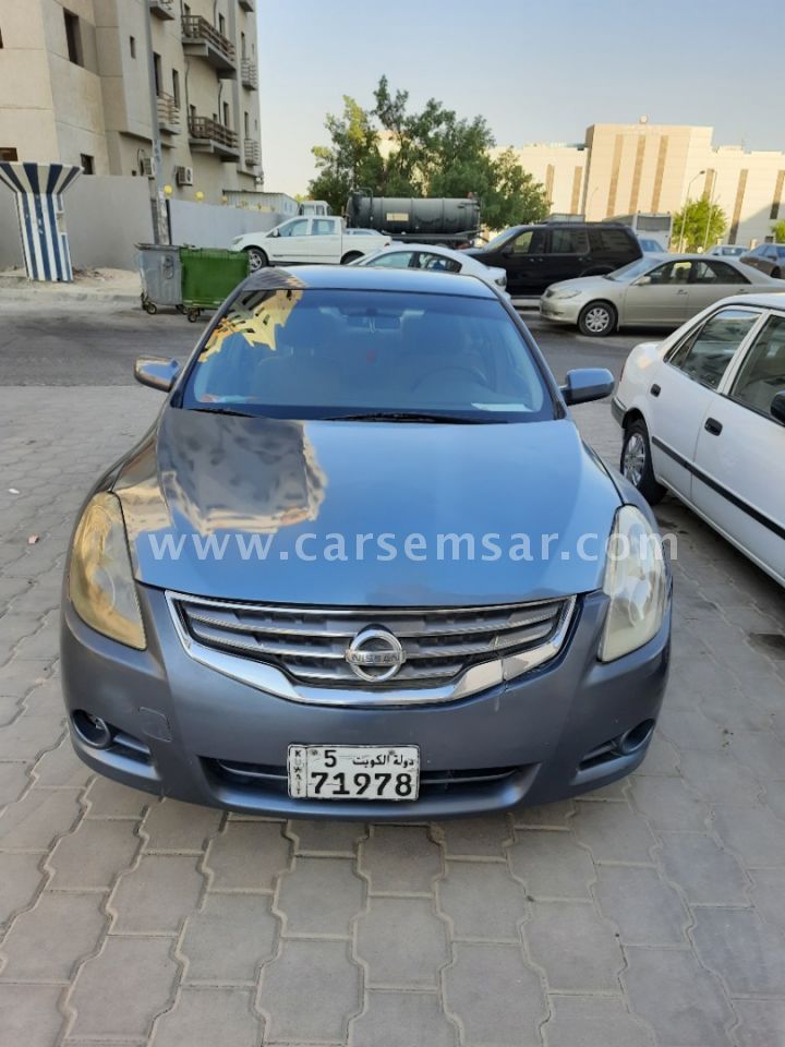 2010 Nissan Altima 2.5 S for sale in Kuwait New and used cars for