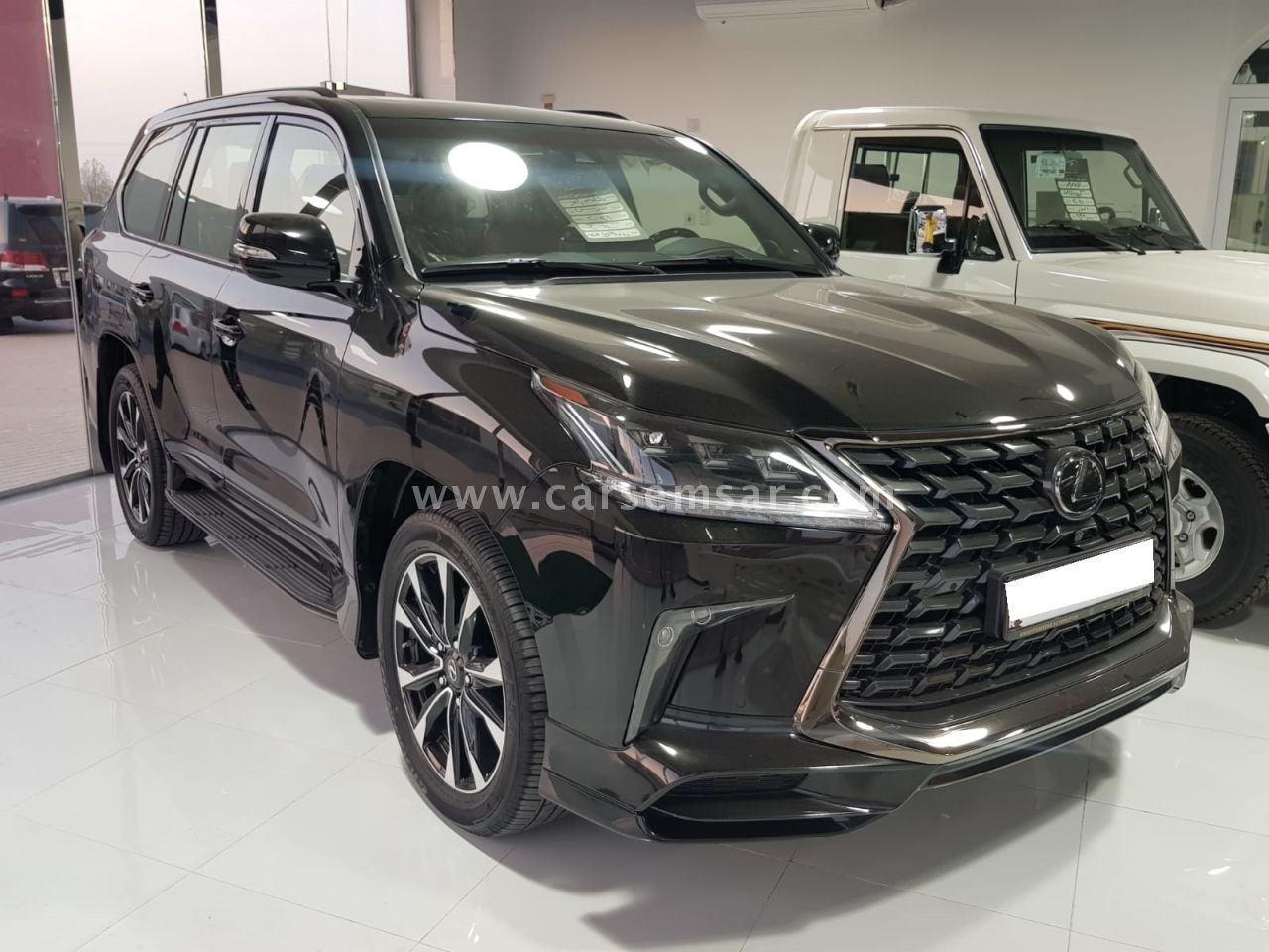2021 Lexus LX 570 Black Edition Sport for sale in Qatar New and used