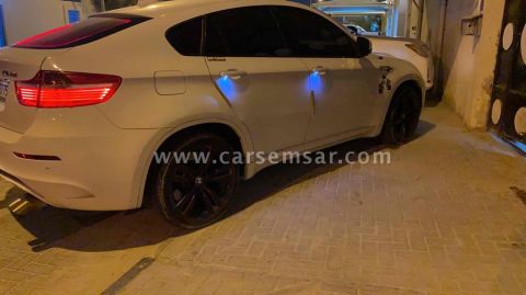 2011 BMW X6 M