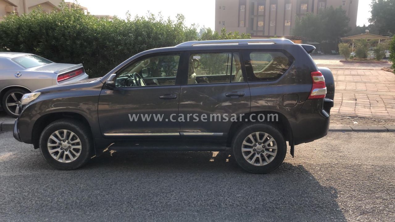 2017 Toyota Prado TXL V6 for sale in Kuwait New and used cars for