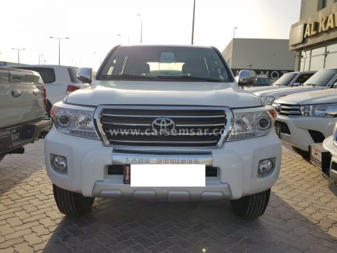 2015 Toyota Land Cruiser GXR V8