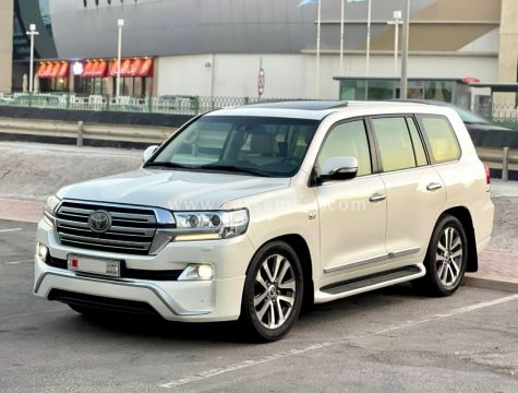 2016 Toyota Land Cruiser VXS