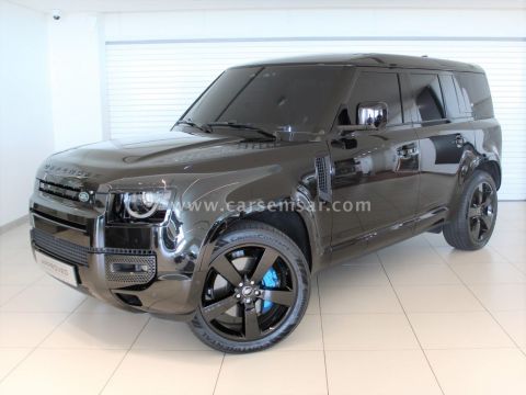 2022 Land Rover Defender 110 Bond Edition