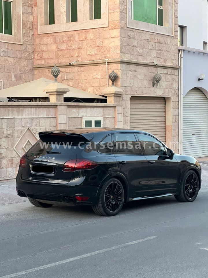 2014 Porsche Cayenne GTS for sale in Bahrain New and used cars for