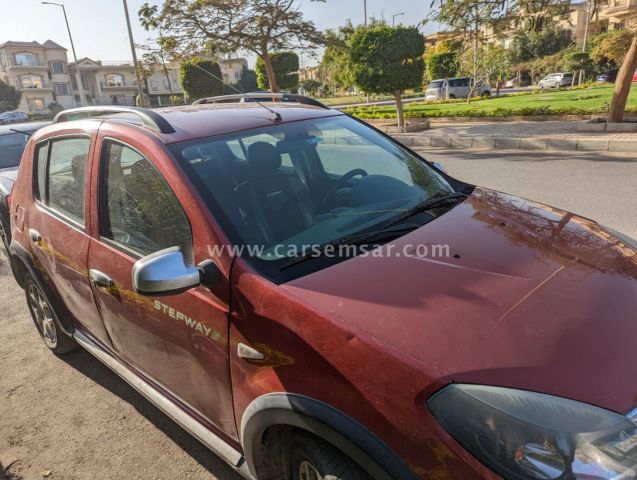 2013 رينو Sandero