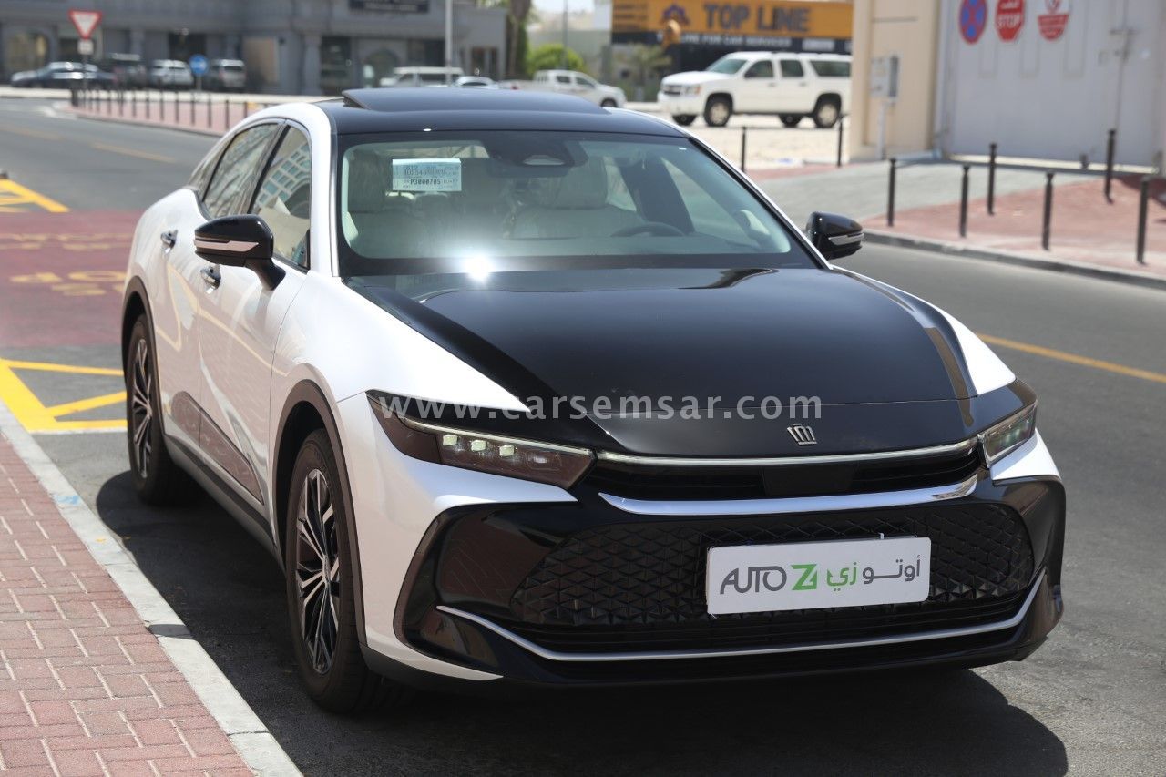 2023 Toyota Crown Hybrid for sale in Qatar - New and used cars for sale ...