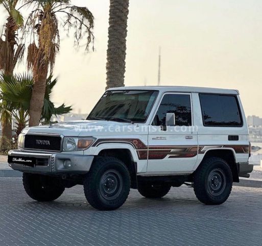 2012 Toyota Land Cruiser 70