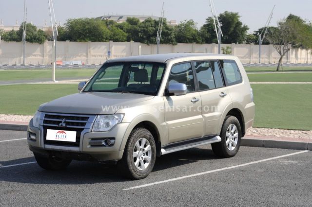 2019 Mitsubishi Pajero 3.5 V6 — photo 2 for sale in Qatar