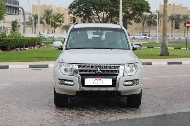 2020 Mitsubishi Pajero 3.5 V6 — photo 2 for sale in Qatar