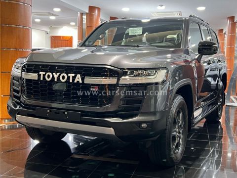 2025 Toyota Land Cruiser GR Sport Twin Turbo