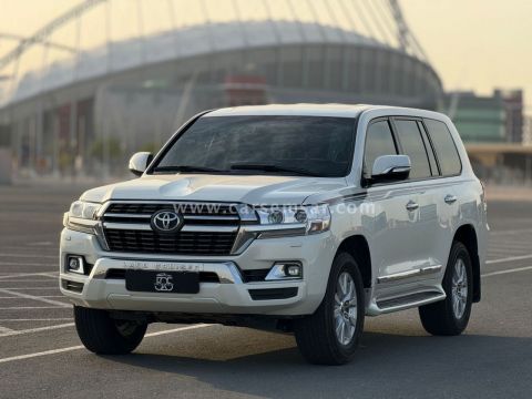2021 Toyota Land Cruiser GXR V8