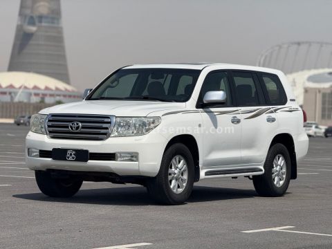 2011 تويوتا لاند كروزر GXR V8