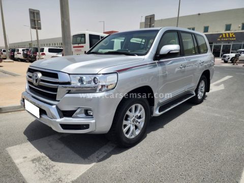 2019 Toyota Land Cruiser GXR V8