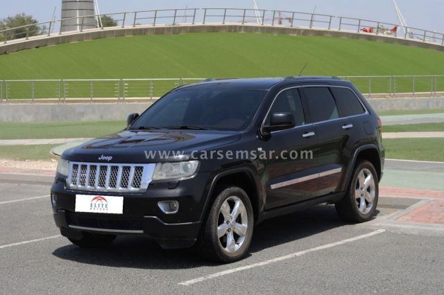 2012 Jeep Grand Cherokee Overland — photo 1 for sale in Qatar