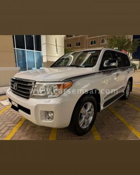 2014 Toyota Land Cruiser GXR V8