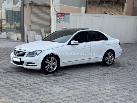 2013 مرسيدس بنز الفئه C 200