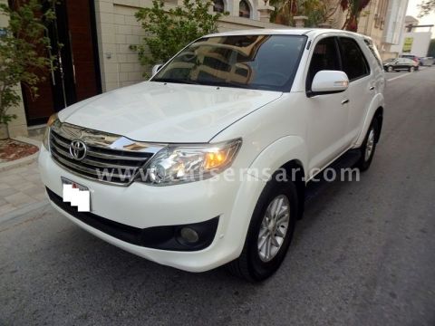 2014 Toyota Fortuner 2.7