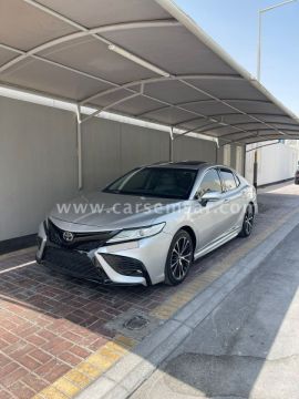 2018 Toyota Camry V6