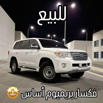 2015 تويوتا لاند كروزر VXR