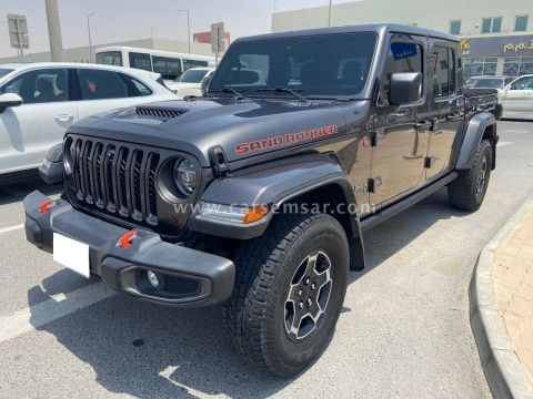 2021 جيب جلاديتور Sand Runner