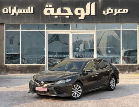 2019 Toyota Camry GLE