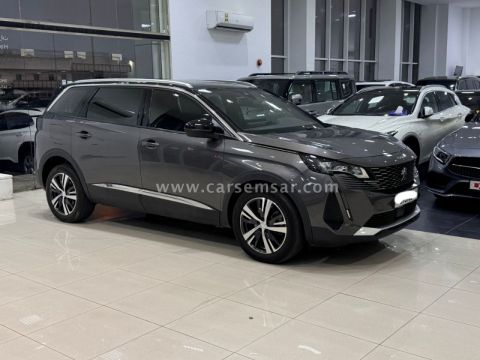 2024 Peugeot 5008 1.6