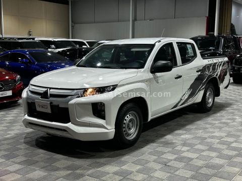 2023 Mitsubishi L200 L 200 2.4