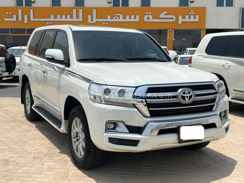 2020 Toyota Land Cruiser GXR V8