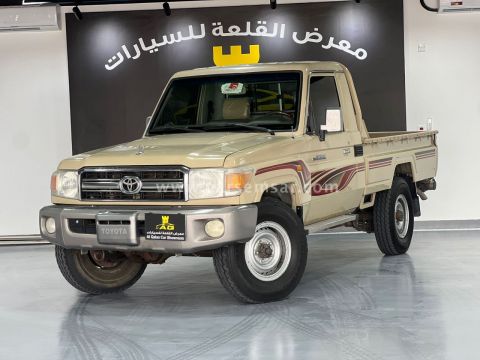 2013 Toyota Land Cruiser Pickup LX