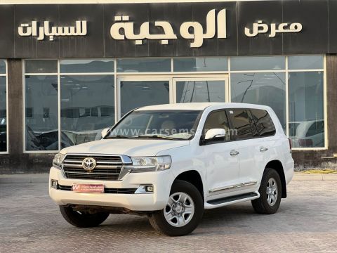 2011 Toyota Land Cruiser G