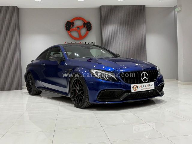 2017 مرسيدس بنز الفئه C 63S