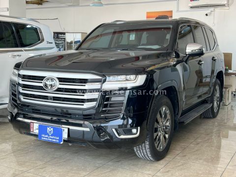 2022 Toyota Land Cruiser VXR