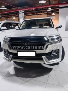 2020 Toyota Land Cruiser VXR Grand Touring S
