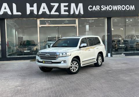 2016 Toyota Land Cruiser VXR