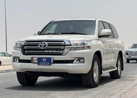 2018 Toyota Land Cruiser GXR