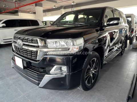 2021 Toyota Land Cruiser VXR
