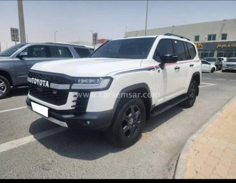 2023 تويوتا لاند كروزر جي ار سبورت توين تيربو