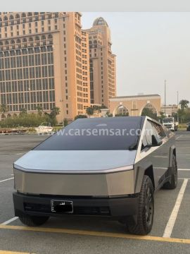 2024 Tesla Cybertruck  Foundation Series