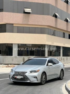 2018 لكزس إي اس 350